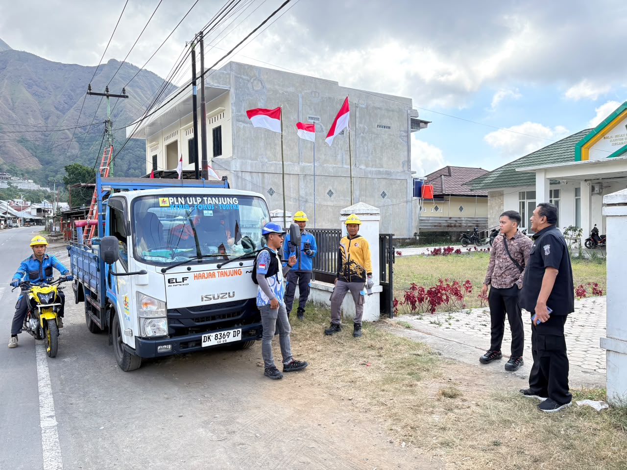 Kawal Agenda Ketahanan Pangan, Kabid TIK Polda NTB Tinjau Lokasi Panen Raya dan Pembangunan Gudang d